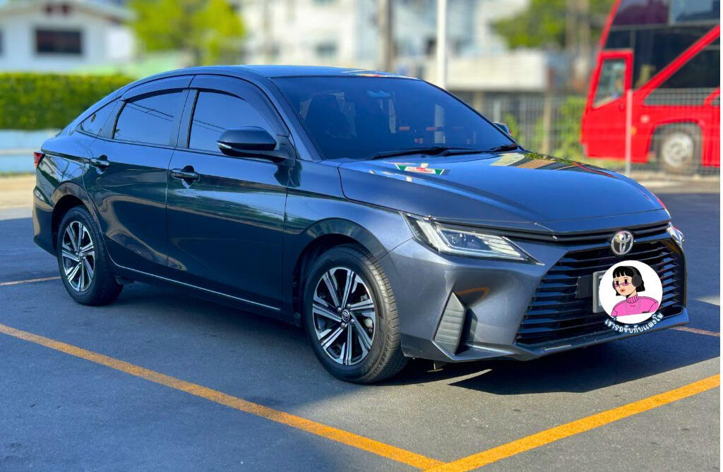 เช่ารถเก๋ง toyota yaris กทม | ไม่ใช้บัตรเครดิต รับ-ส่งถึงที่ | ขับกับแตงโม เช่ารถเก๋งและรถ กรุงเทพ-ปริมณฑล บริการโซนจตุจักร หลักสี่ ดอนเมือง ลาดพร้าว ดินแดง ส่งสนามบินดอนเมือง ไม่ใช้บัตรเครดิต คืนมัดจำเร็ว ติดต่อ LINE @205TJCKL